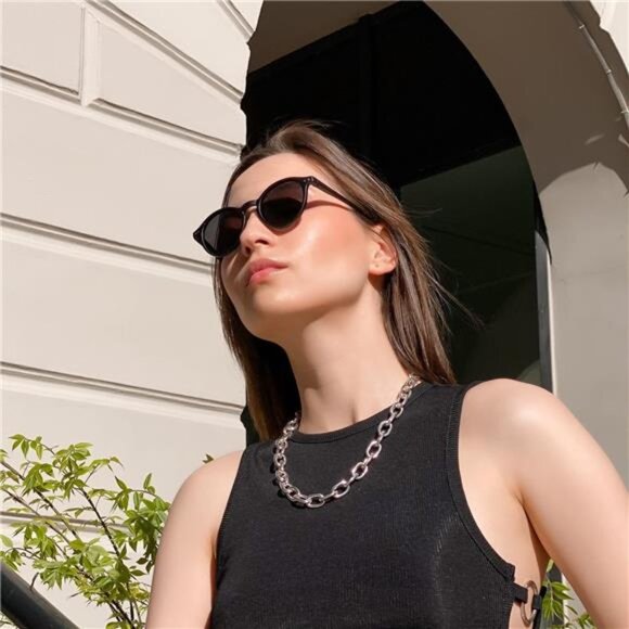 Polarized Round Sunglasses, Stylish Sunglasses for Men and Women Retro Classic